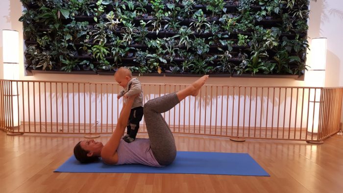 Mama Baby Yoga Im Freiraum Institut